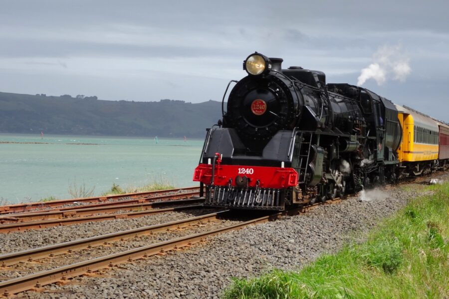Train Otago Peninsula